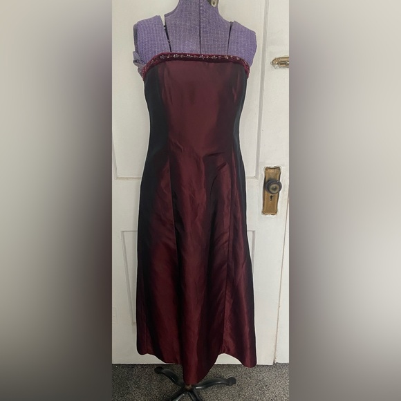 Vintage Ann Taylor Loft Burgundy Strapless Dress,  Faux Fur Stole &Heart Glasses - Picture 5 of 16